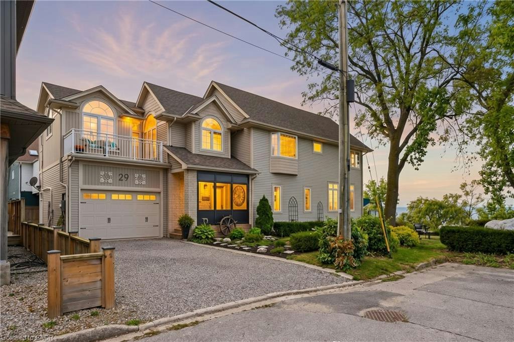 29 Considine Avenue, St. Catharines, ON, L2N 5K1
