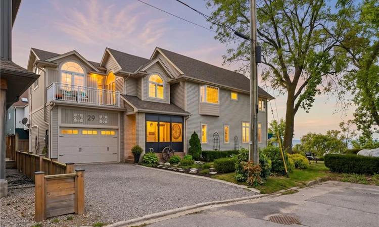29 Considine Avenue
