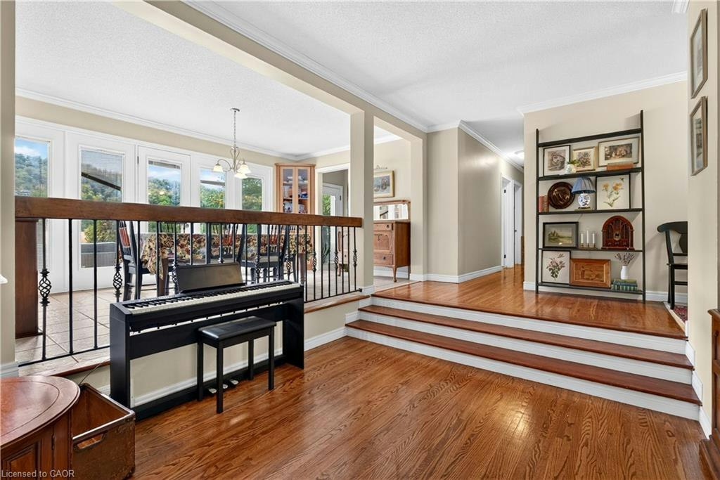 984 #8 Highway, Hamilton, ON, L8E 5H9 - 10