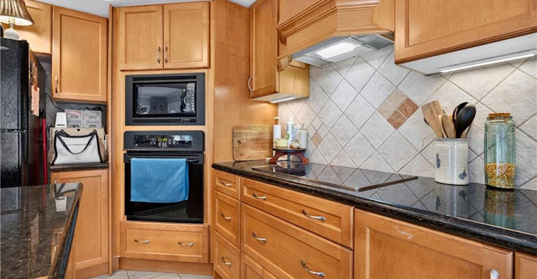 984 #8 Highway, Hamilton, ON, L8E 5H9 - 15