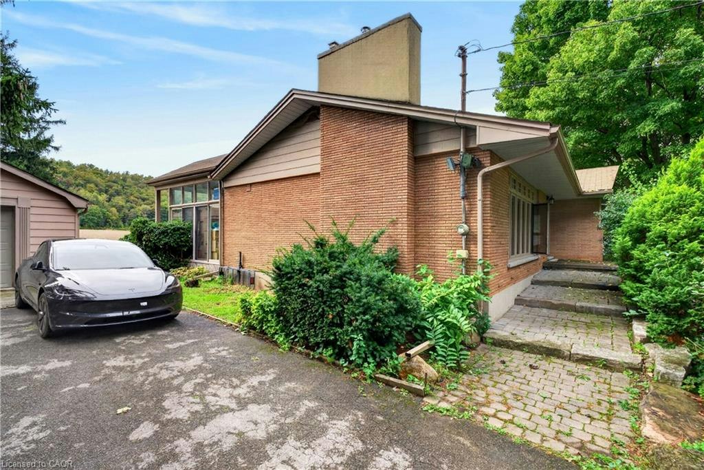 984 #8 Highway, Hamilton, ON, L8E 5H9 - 3