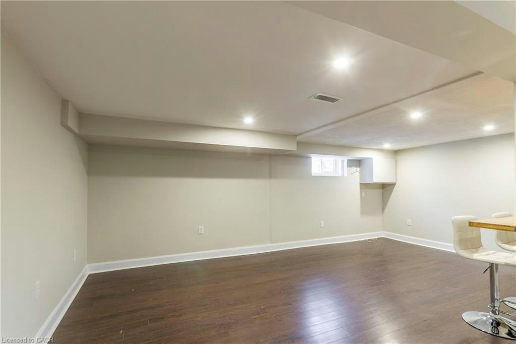 Lower-146 Glencarry Avenue, Hamilton, ON, L8K 3R8 - 7