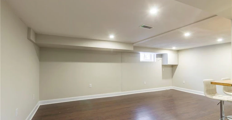 Lower-146 Glencarry Avenue, Hamilton, ON, L8K 3R8 - 7
