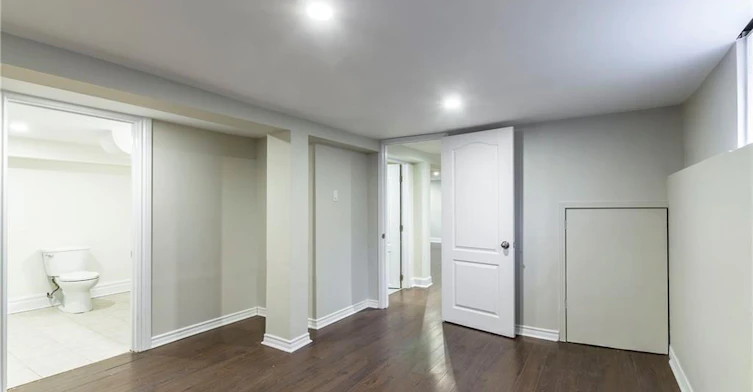 Lower-146 Glencarry Avenue, Hamilton, ON, L8K 3R8 - 13
