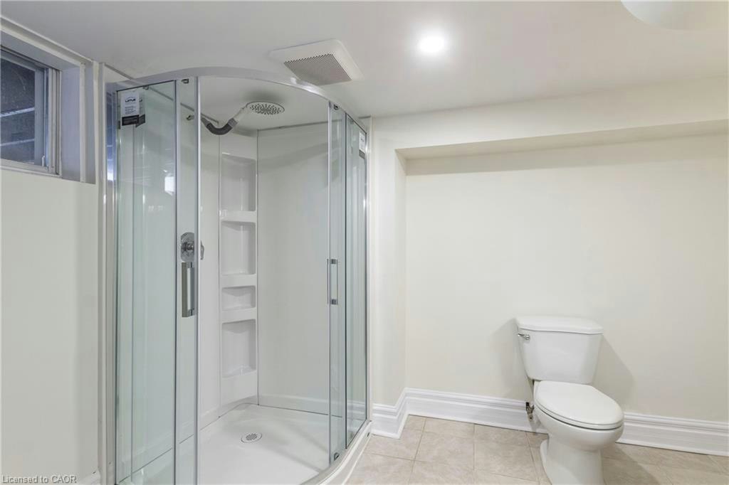 Lower-146 Glencarry Avenue, Hamilton, ON, L8K 3R8 - 17