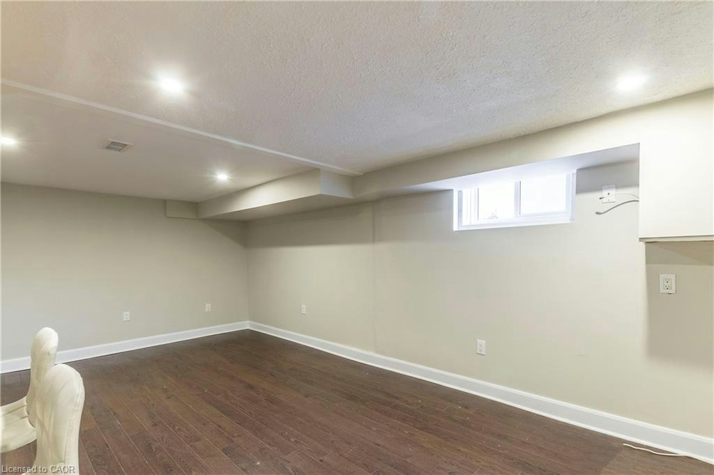 Lower-146 Glencarry Avenue, Hamilton, ON, L8K 3R8 - 10