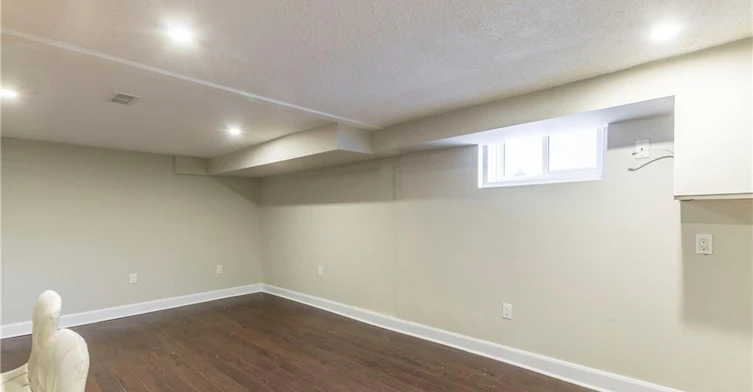 Lower-146 Glencarry Avenue, Hamilton, ON, L8K 3R8 - 10