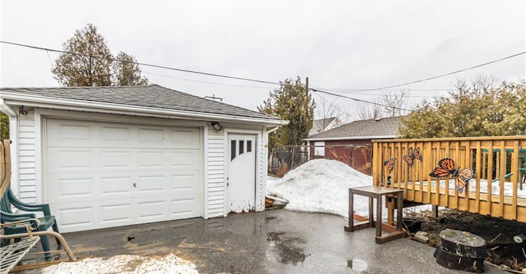 Lower-146 Glencarry Avenue, Hamilton, ON, L8K 3R8 - 19