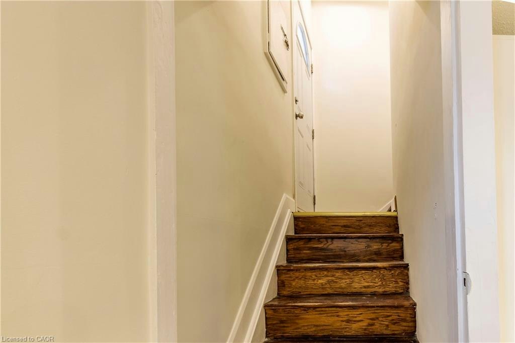 Lower-146 Glencarry Avenue, Hamilton, ON, L8K 3R8 - 18