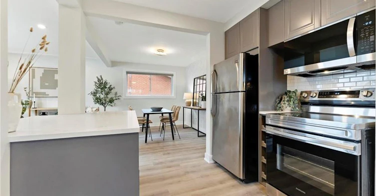 1-627 Upper Ottawa Street, Hamilton, ON, L8T 3T4 - 9