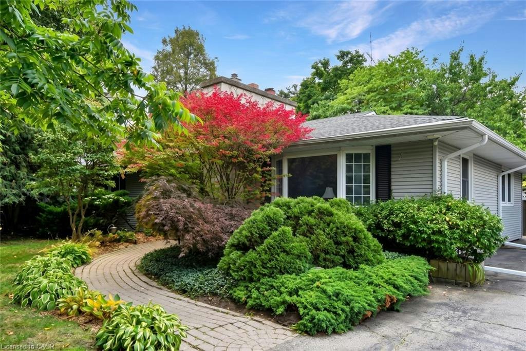 72 Southcote Road, Hamilton, ON, L9G 2V9