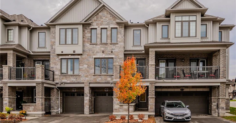 2B-115 South Creek Drive, Kitchener, ON, N2P 0H2 - 2