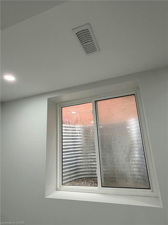 Lower Level-37 Parkglen Street, Kitchener, ON, N2R 0L8 - 24