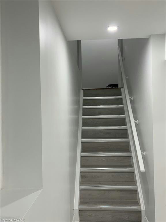 Lower Level-37 Parkglen Street, Kitchener, ON, N2R 0L8 - 4