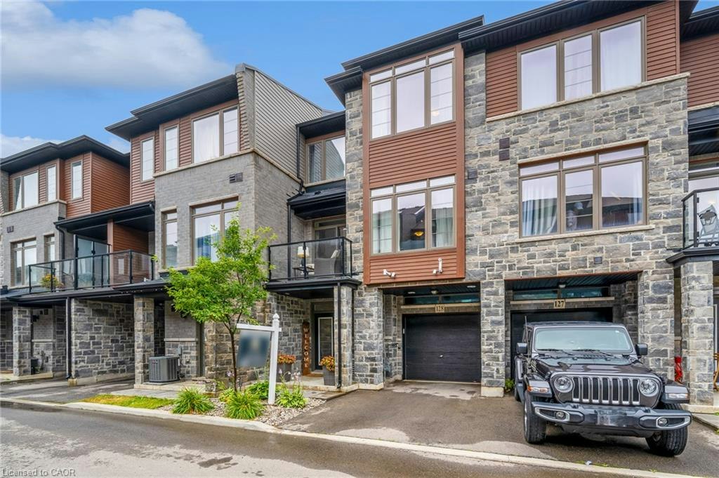 128-30 Times Square Boulevard, Hamilton, ON, L8J 0L8 - 2