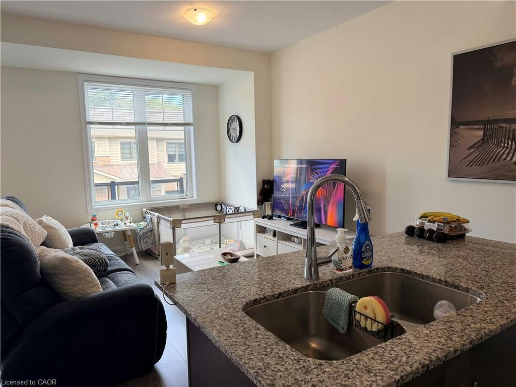 27-100 Hollywood Court, Cambridge, ON, N1R 0C5 - 14