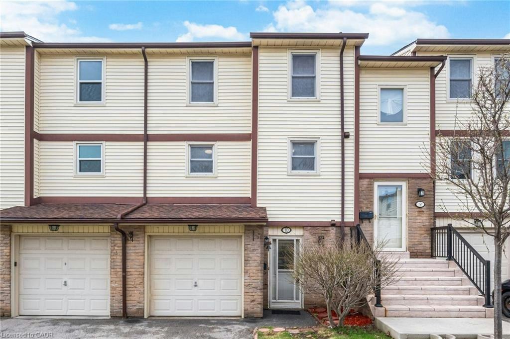 10-7340 Copenhagen Road, Mississauga, ON, L5N 2S5