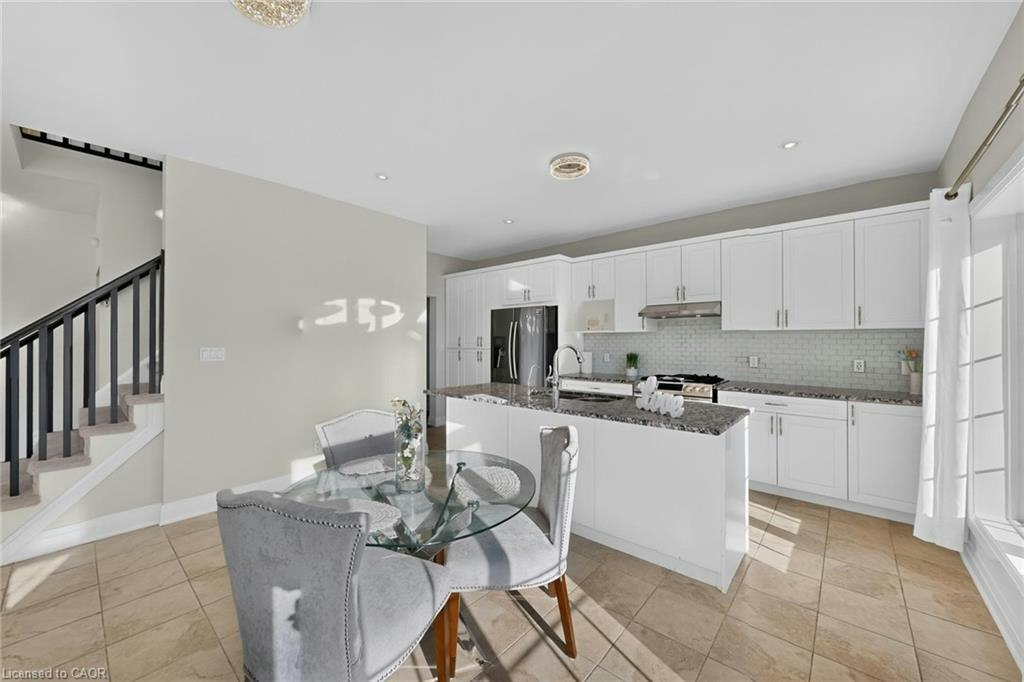 745 Wood Lily Street, Waterloo, ON, N2V 0C3 - 17