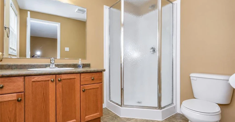16 Frankfurt Street, Kitchener, ON, N2R 1T5 - 17