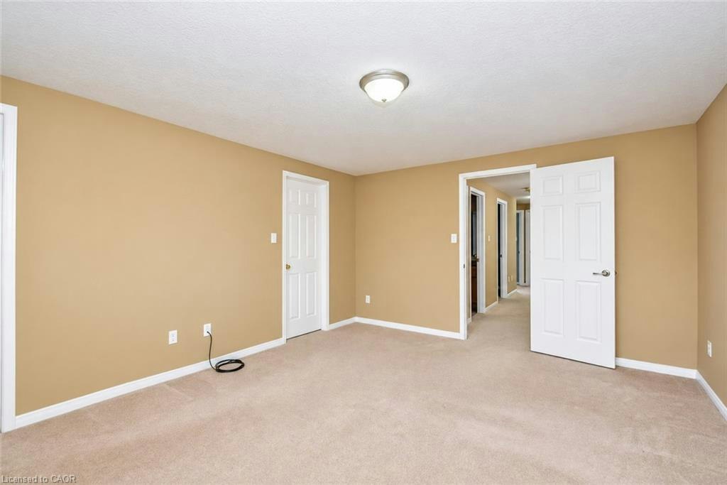 16 Frankfurt Street, Kitchener, ON, N2R 1T5 - 14