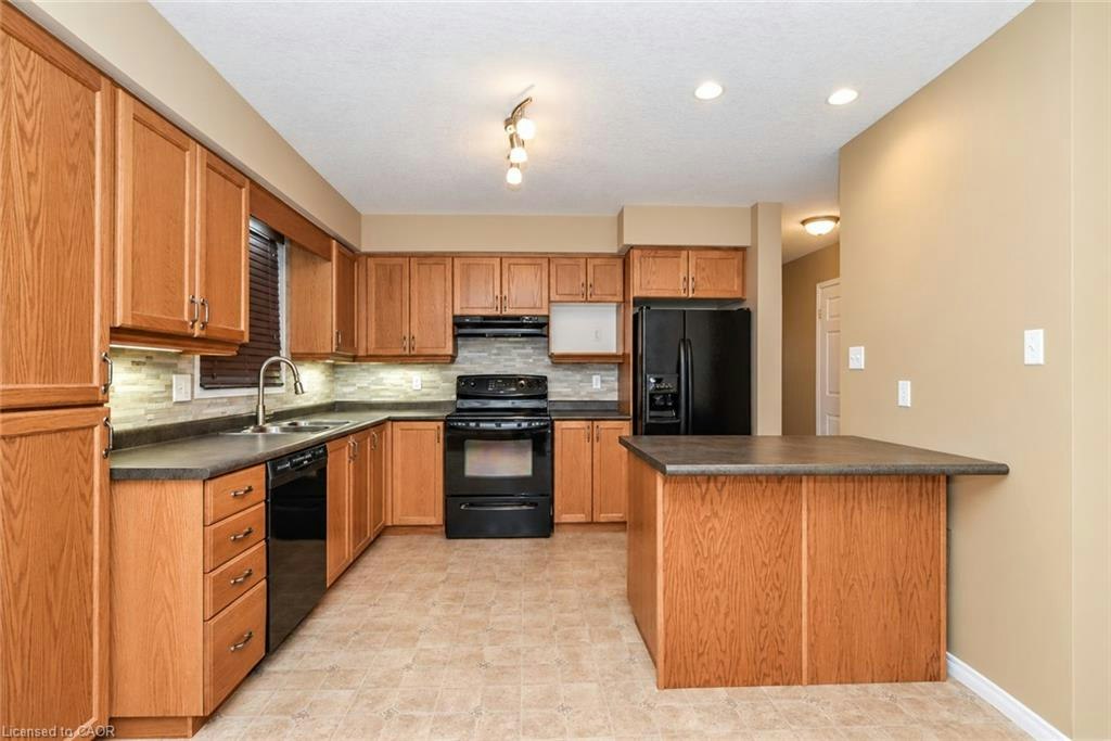 16 Frankfurt Street, Kitchener, ON, N2R 1T5 - 7
