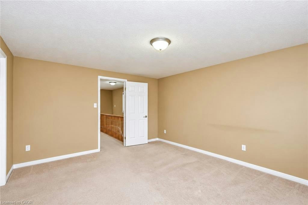 16 Frankfurt Street, Kitchener, ON, N2R 1T5 - 19