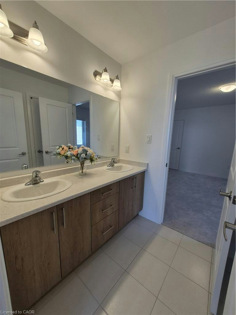 578 Telfer Street, Oxford Station, ON, N4S 0G8 - 29