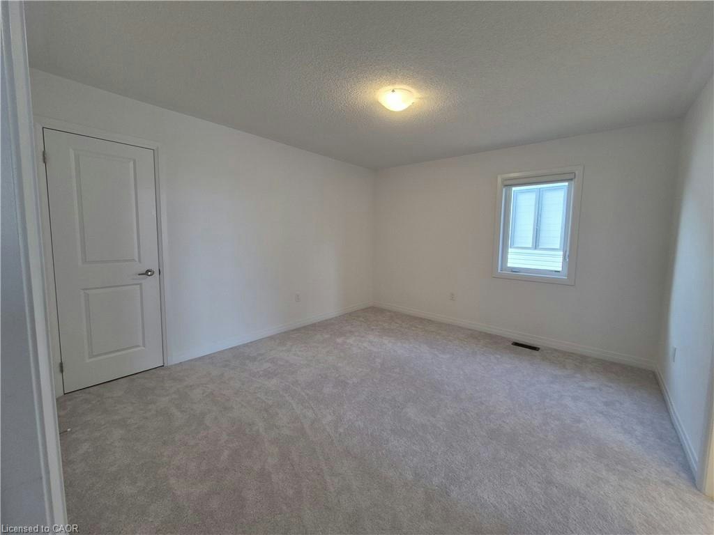 578 Telfer Street, Oxford Station, ON, N4S 0G8 - 26