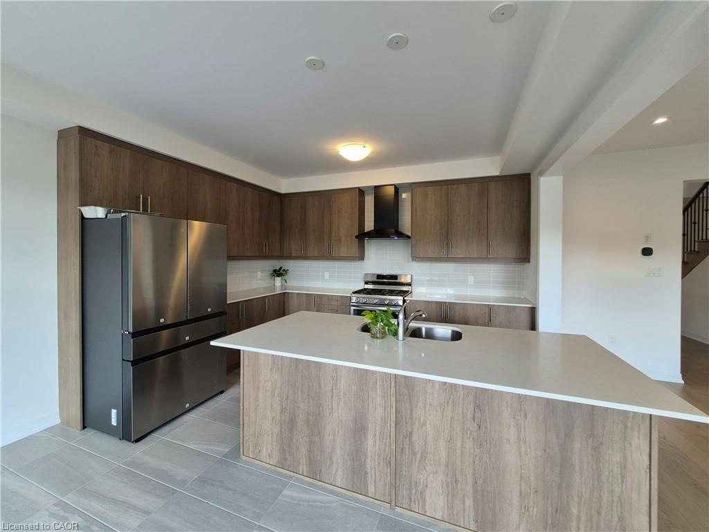578 Telfer Street, Oxford Station, ON, N4S 0G8 - 3