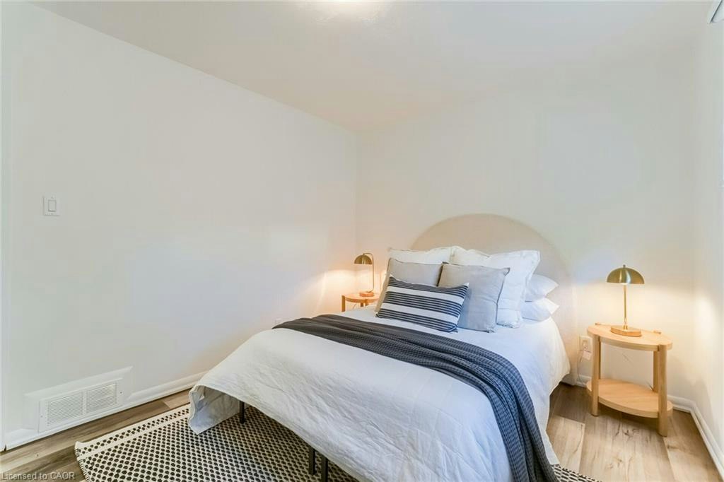 2121 Bridge Road, Oakville, ON, L6L 2E8 - 13
