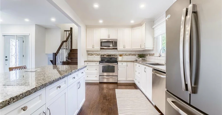2121 Bridge Road, Oakville, ON, L6L 2E8 - 9