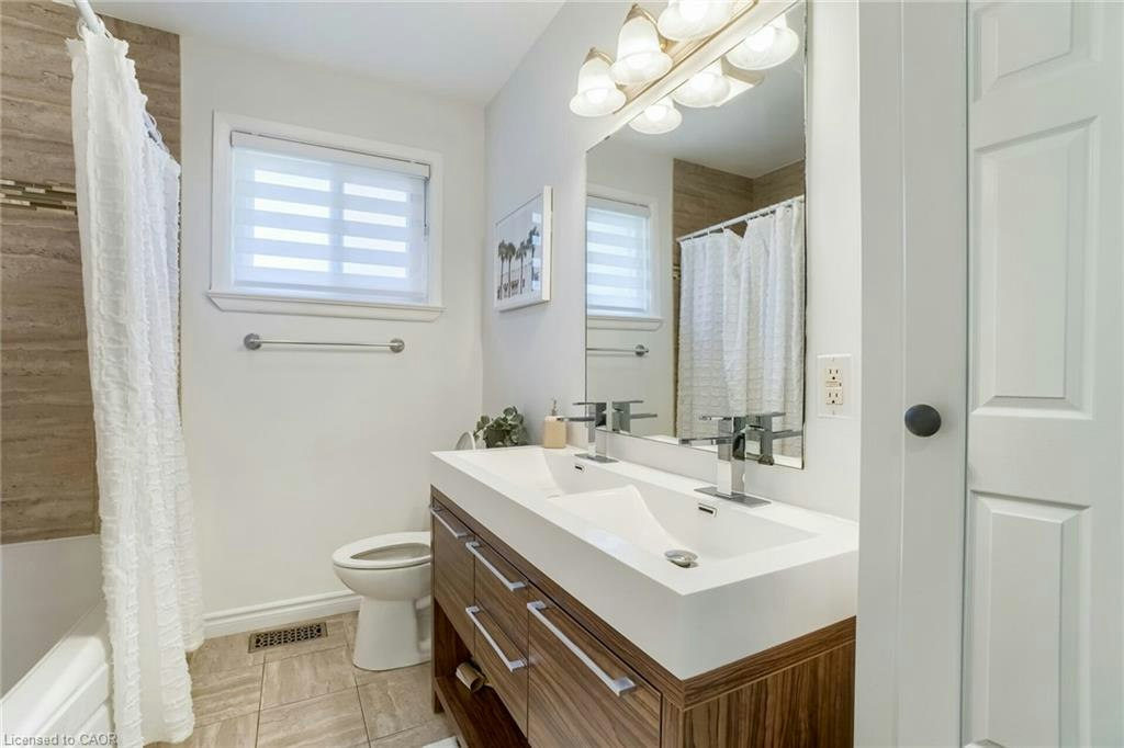 2121 Bridge Road, Oakville, ON, L6L 2E8 - 19