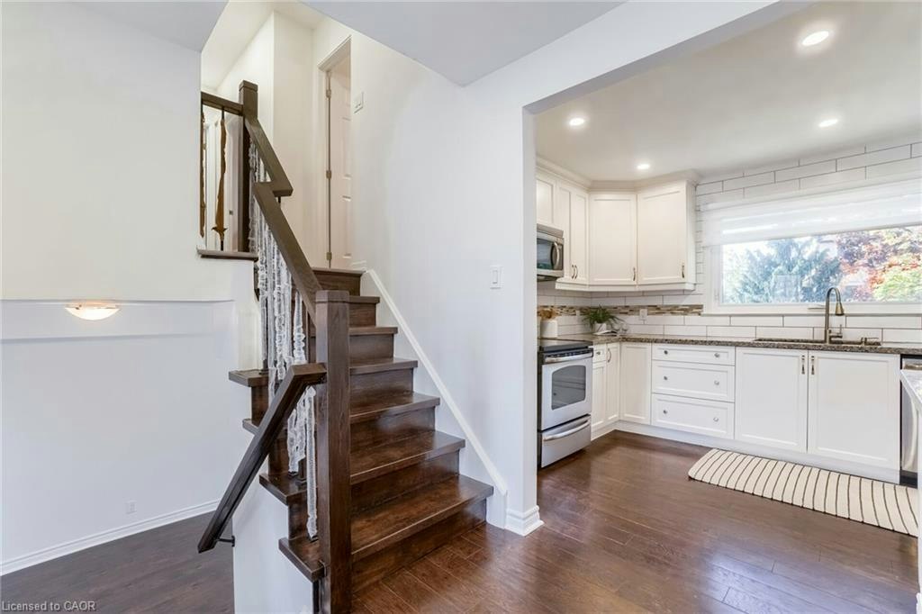 2121 Bridge Road, Oakville, ON, L6L 2E8 - 11