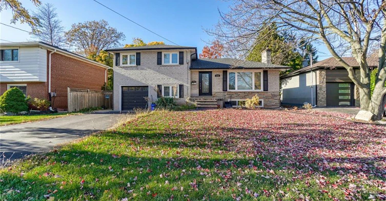 2121 Bridge Road, Oakville, ON, L6L 2E8