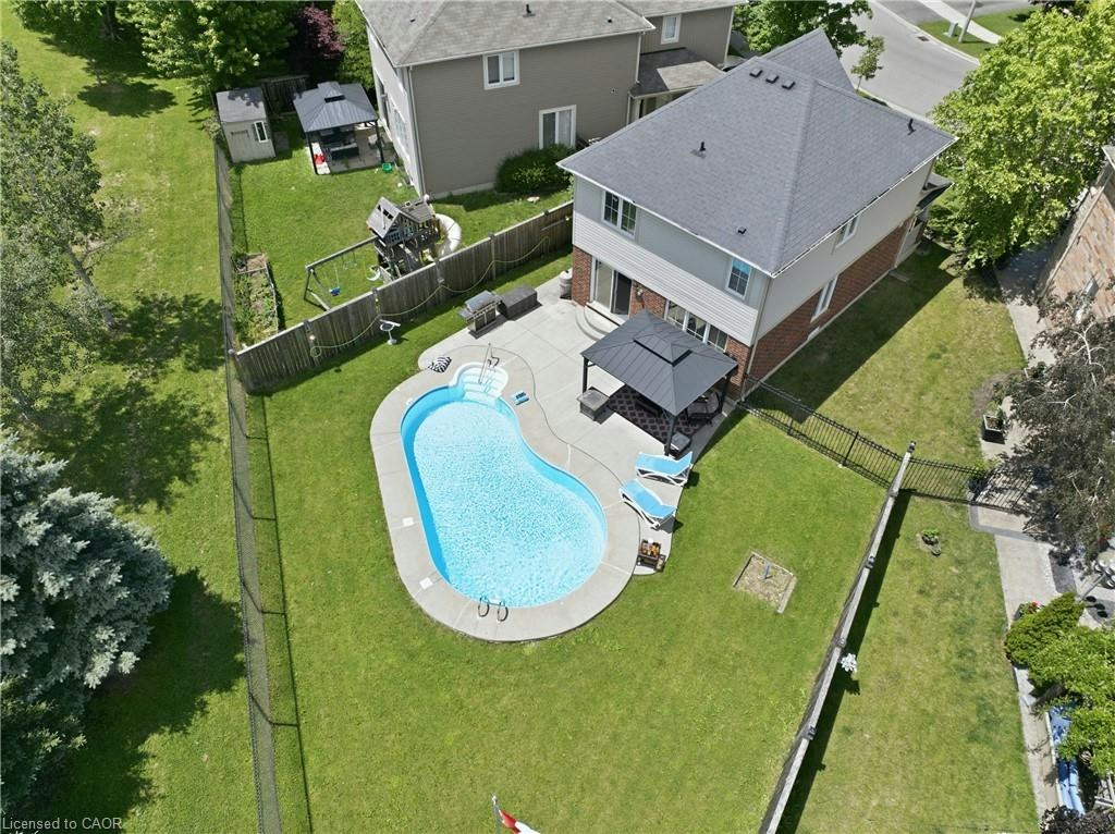 240 Emick Drive, Hamilton, ON, L9K 0E1
