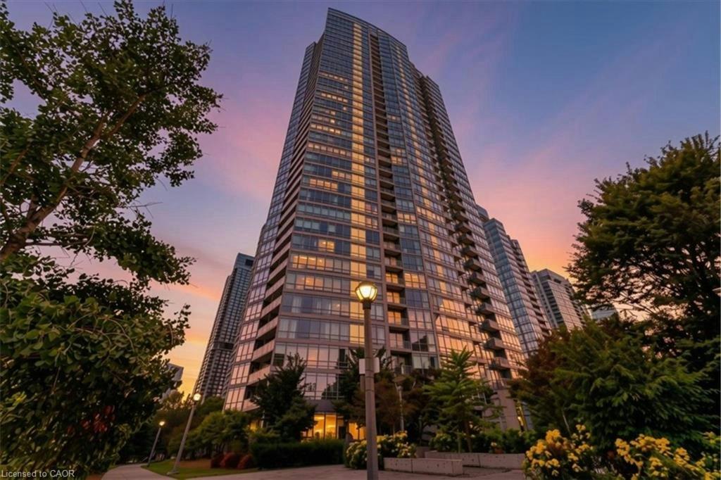 3203-5 Mariner Terrace, Toronto, ON, M5V 3V6 - 3