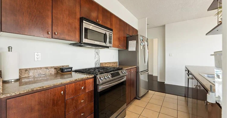 3203-5 Mariner Terrace, Toronto, ON, M5V 3V6 - 19