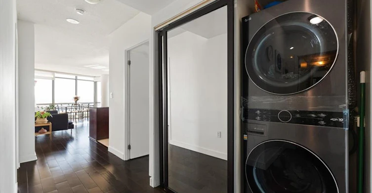 3203-5 Mariner Terrace, Toronto, ON, M5V 3V6 - 11