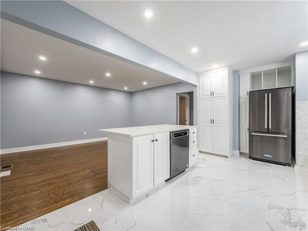 198 West 19th Street, Hamilton, ON, L9C 4J2 5