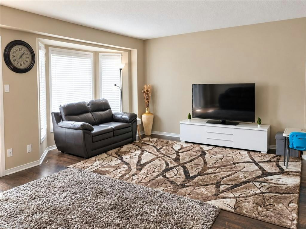 2-525 Oakvale Drive, Waterloo, ON, N2T 2G8 - 5