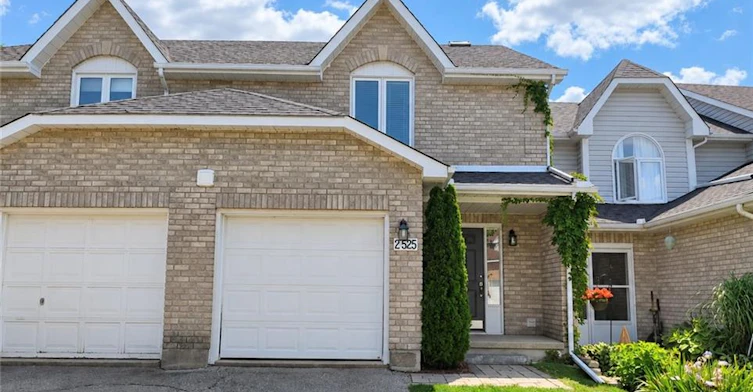 2-525 Oakvale Drive, Waterloo, ON, N2T 2G8