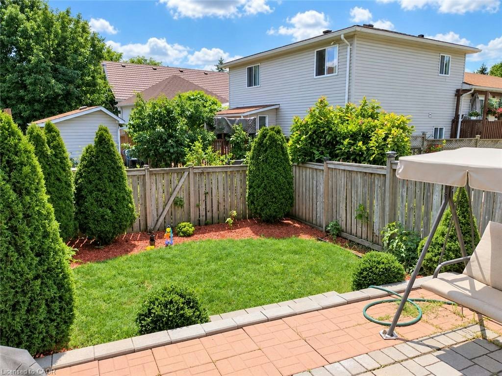2-525 Oakvale Drive, Waterloo, ON, N2T 2G8 - 13