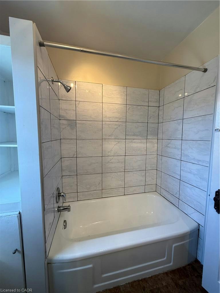 3-4 Undermount Avenue, Hamilton, ON, L8P 3Z6 - 7