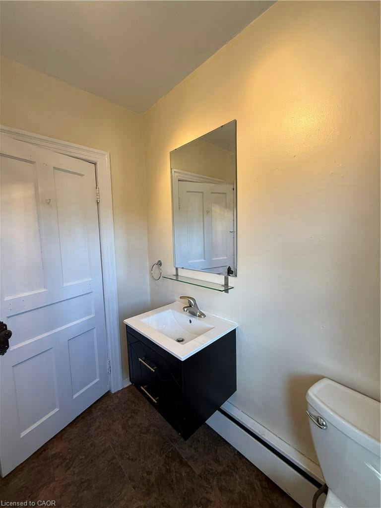 3-4 Undermount Avenue, Hamilton, ON, L8P 3Z6 - 6