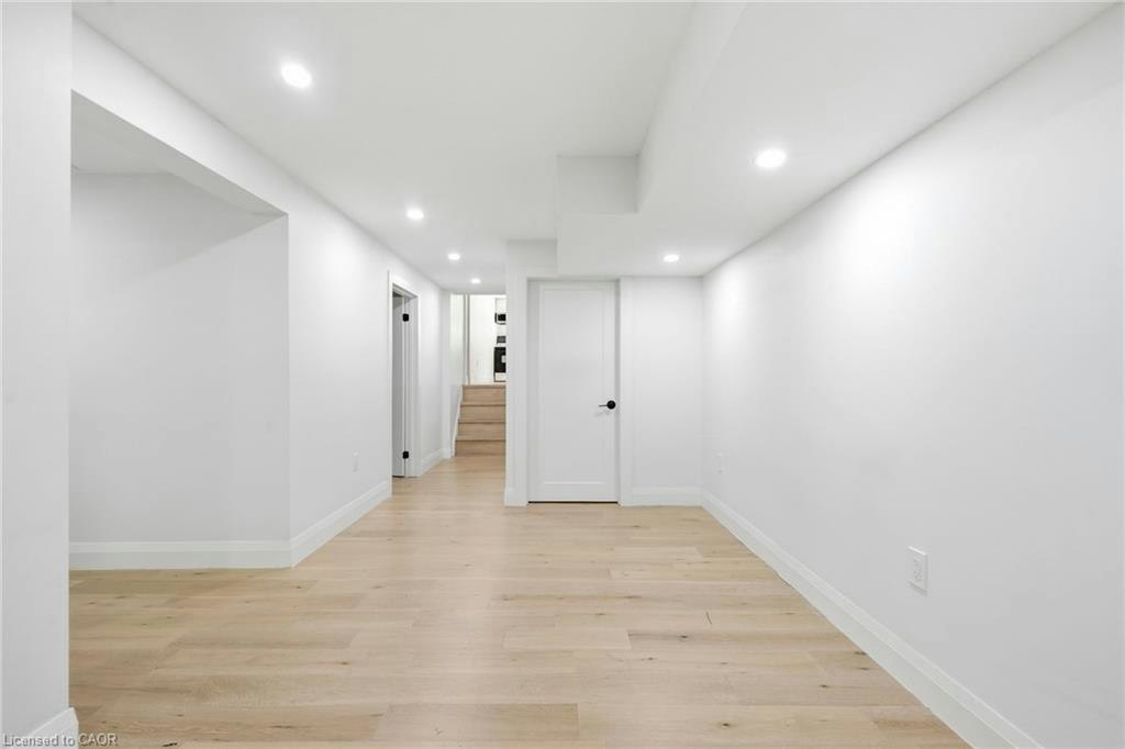 Lower-47 Barrington Drive, Welland, ON, L3C 5Z8 - 2