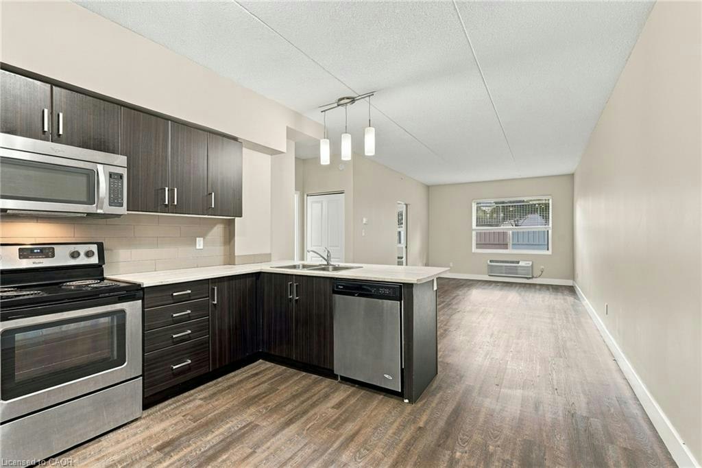 202-149 Main Street W, Hamilton, ON, L8P 1H9 - 8