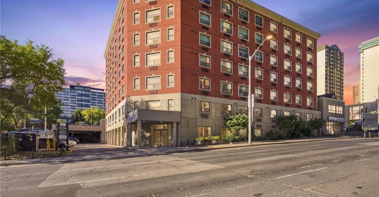 202-149 Main Street W, Hamilton, ON, L8P 1H9