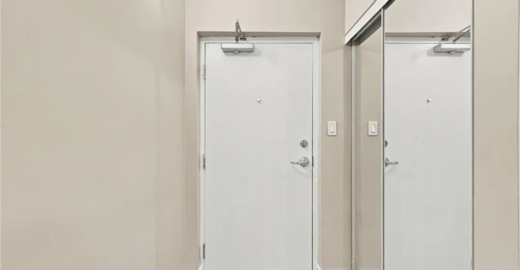 202-149 Main Street W, Hamilton, ON, L8P 1H9 - 7