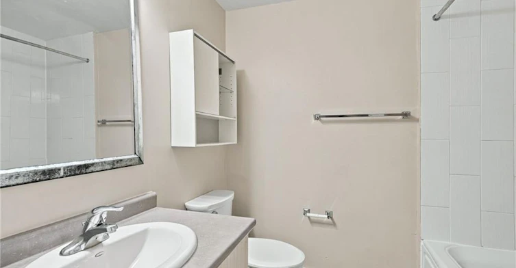 202-149 Main Street W, Hamilton, ON, L8P 1H9 - 20