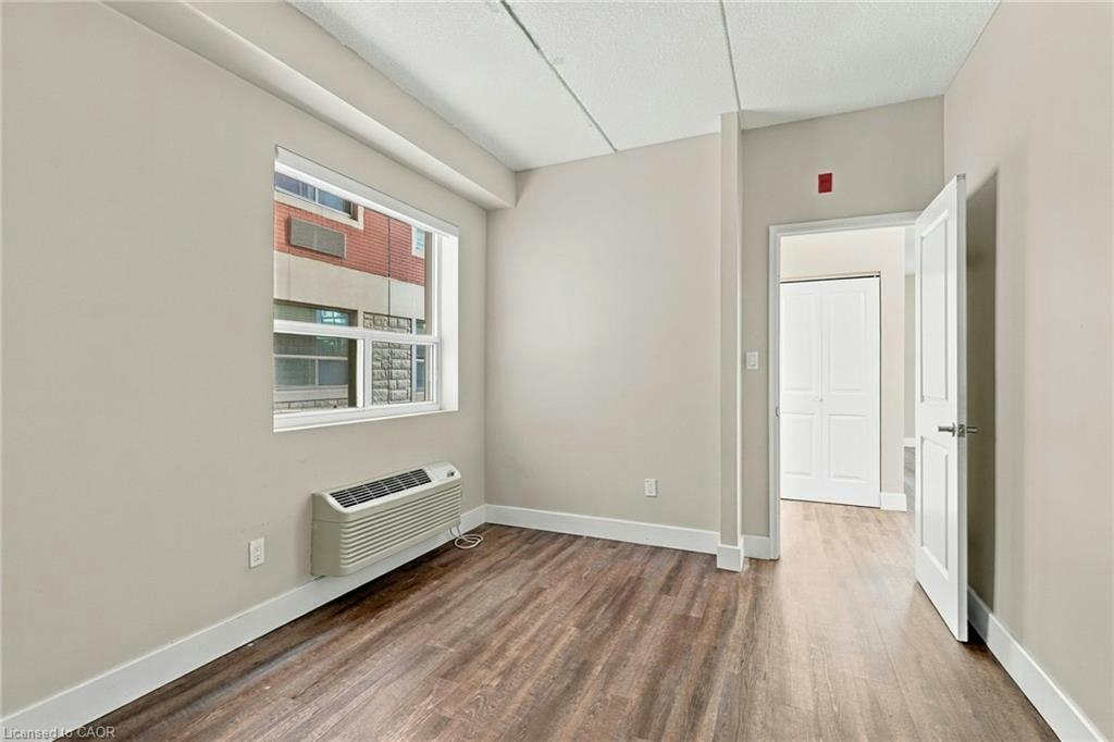 202-149 Main Street W, Hamilton, ON, L8P 1H9 - 16
